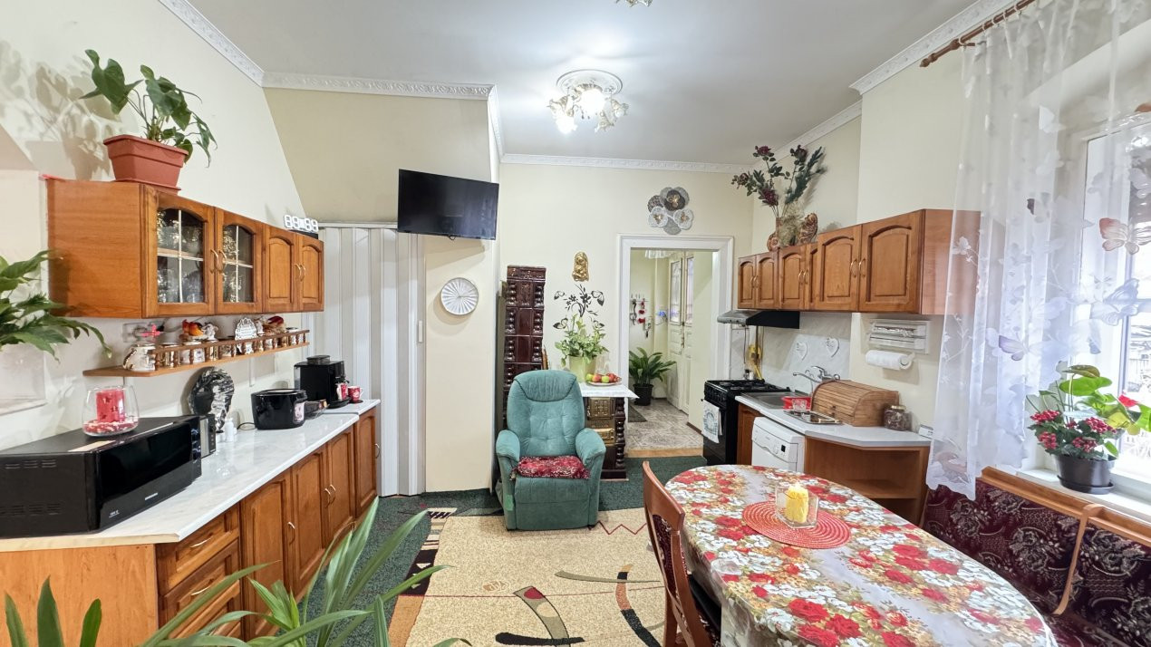 De vânzare Apartament in Casă 2 camere cu Teren 451 mp - Ecoului nr.1 - Carei