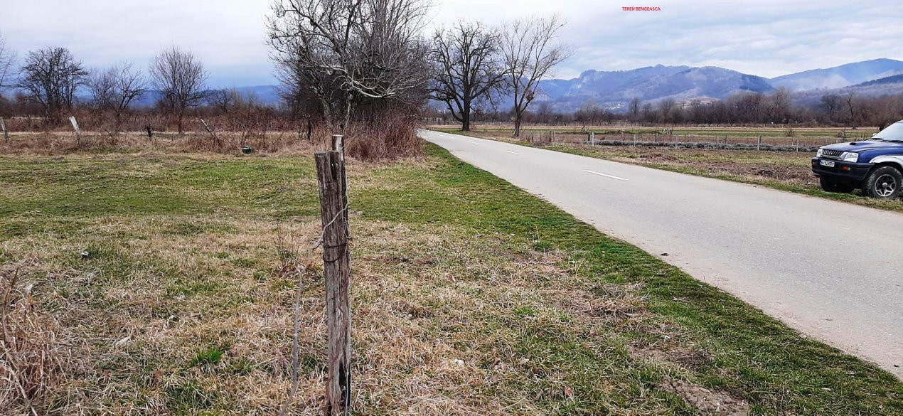 TEREN INTRAVILAN SI EXTRAVILAN POLOVRAGI - BENGEASCA