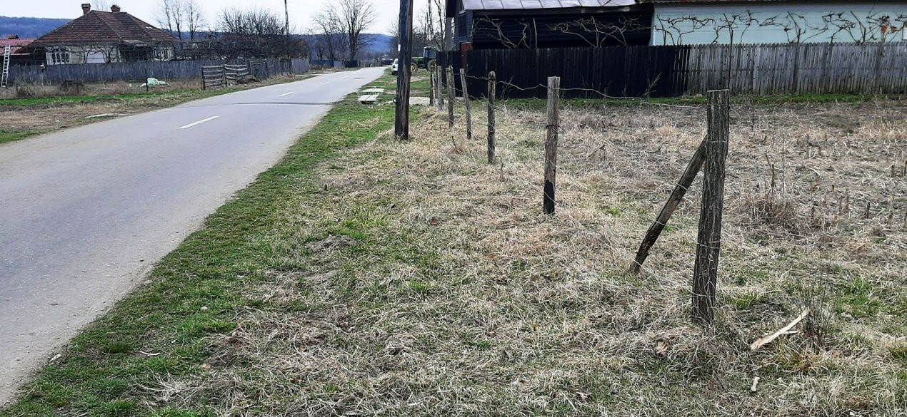TEREN INTRAVILAN SI EXTRAVILAN POLOVRAGI - BENGEASCA
