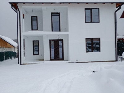 0% Comision Casa +teren 1060mp+padure -Babana- 15 km de Pitesti!