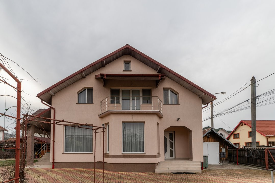 Casă cu teren generos + garaj,  Cartier Găvana - Comision 0