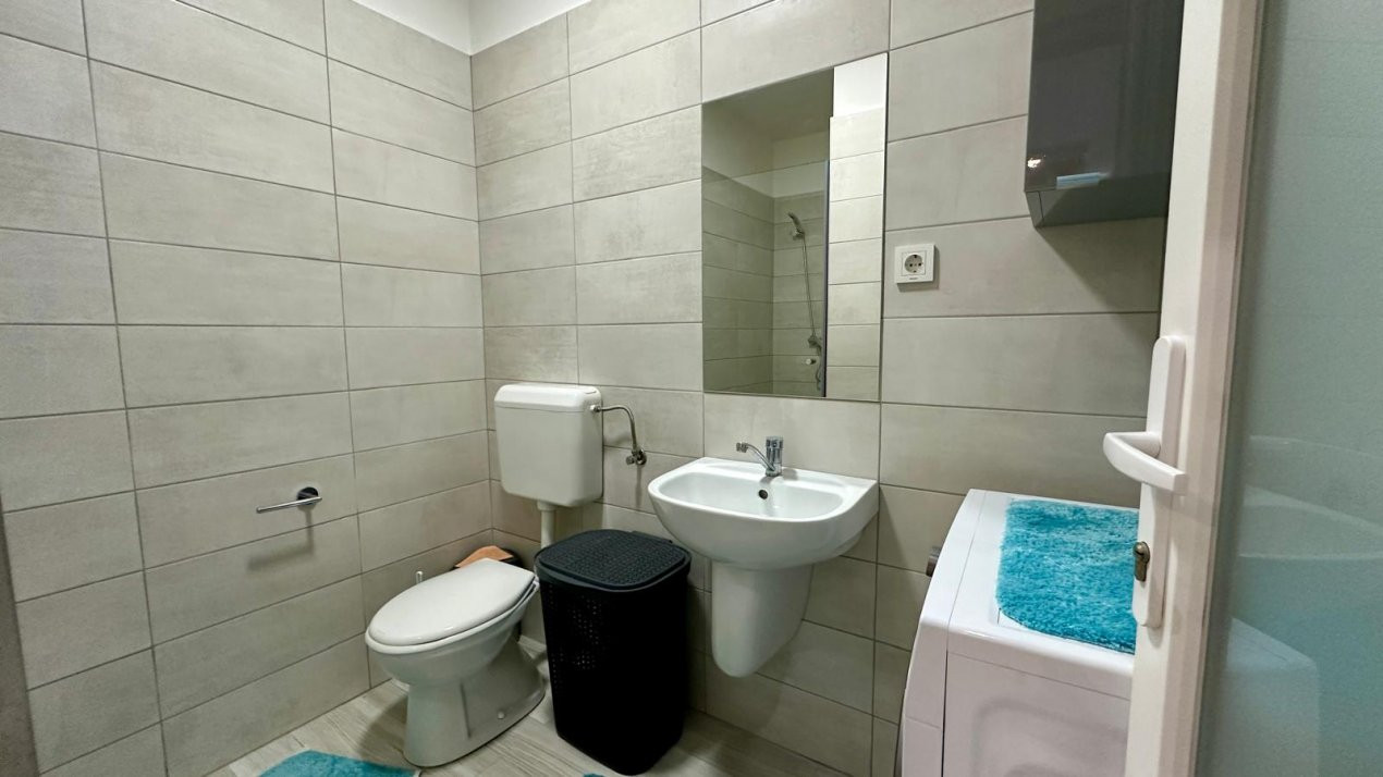 De Închiriat Apartament  Semicentral