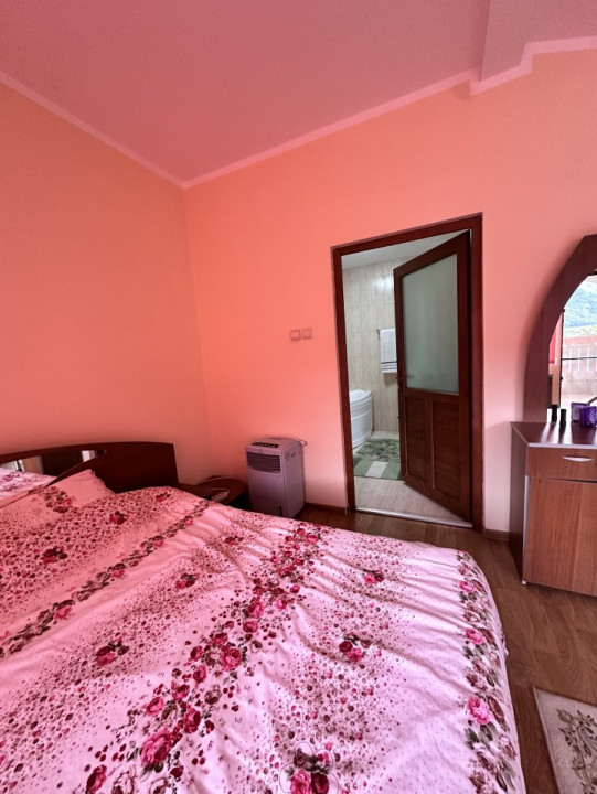 Casa de vacanta sau rezidentiala-cu iesire la Dunare