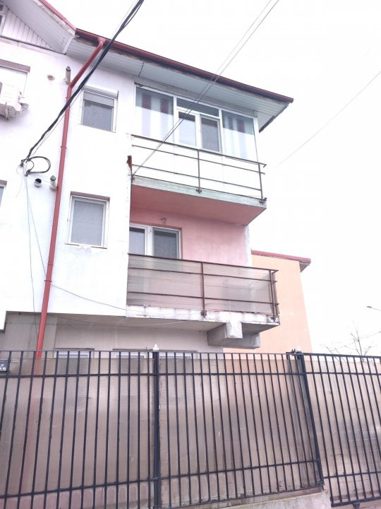 Apartament 2 camere, in vila, renovat, utilat Luica/Zetarilor - Comision 0%