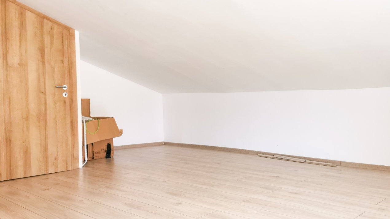 Vila P+1+M, strada privata, in Balotesti