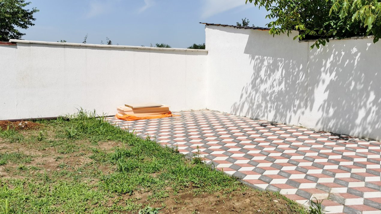 Vila P+1+M, strada privata, in Balotesti