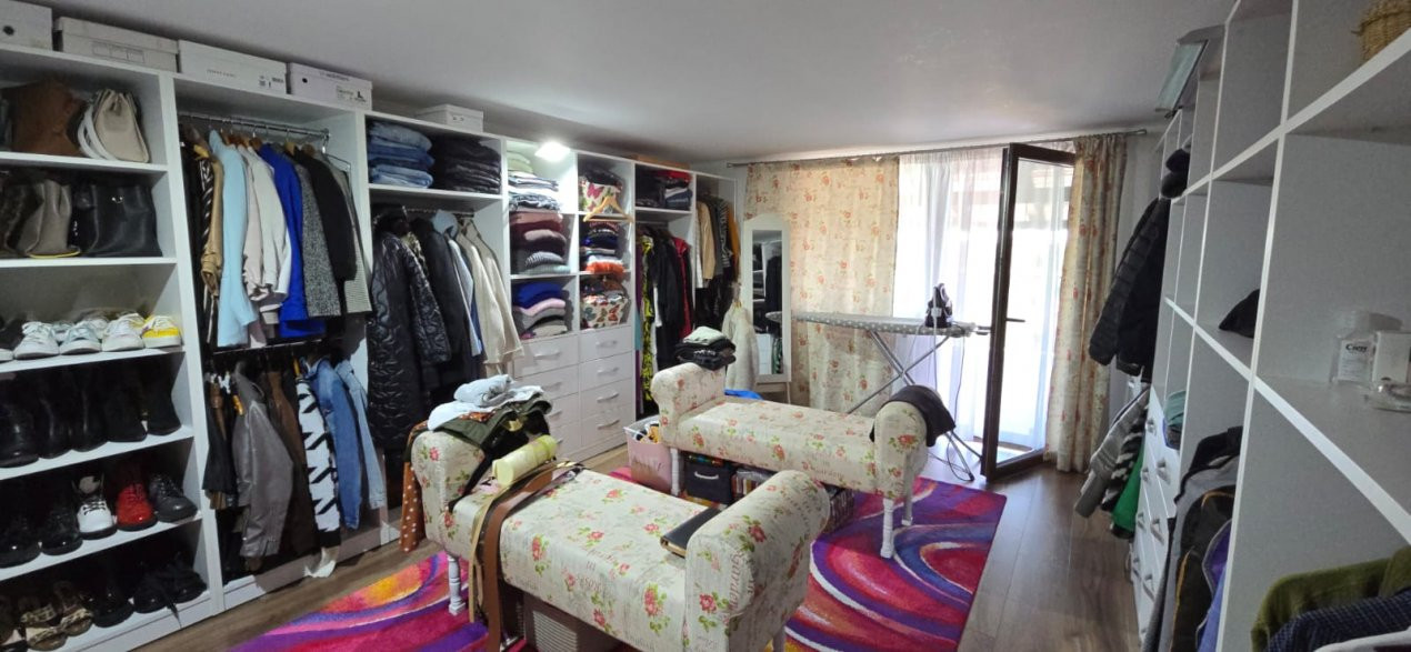 Casaă modernă 4 camere , COMISION 0%