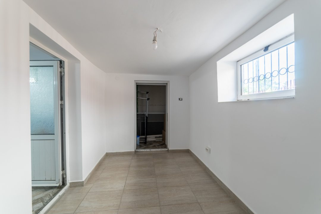 Casa spatioasa 318 mp utili+Spatiu Comercial zona Stefanesti Arges!