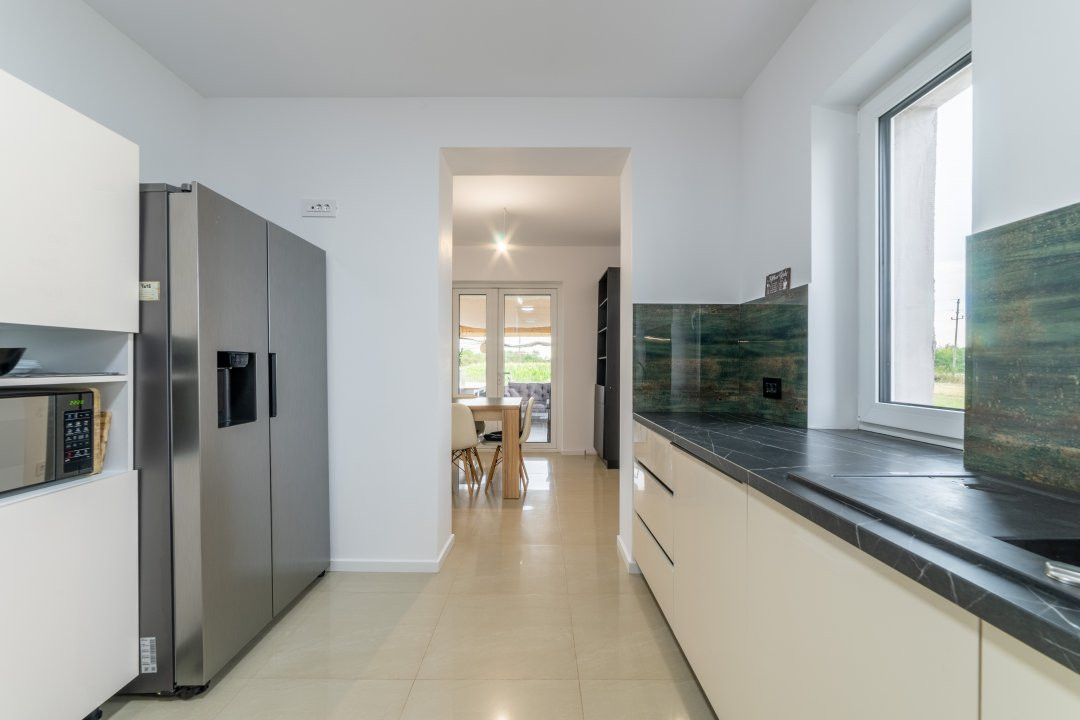 0% Comision Casa Mosoaia-1074 mp teren-10 min de Pitești!