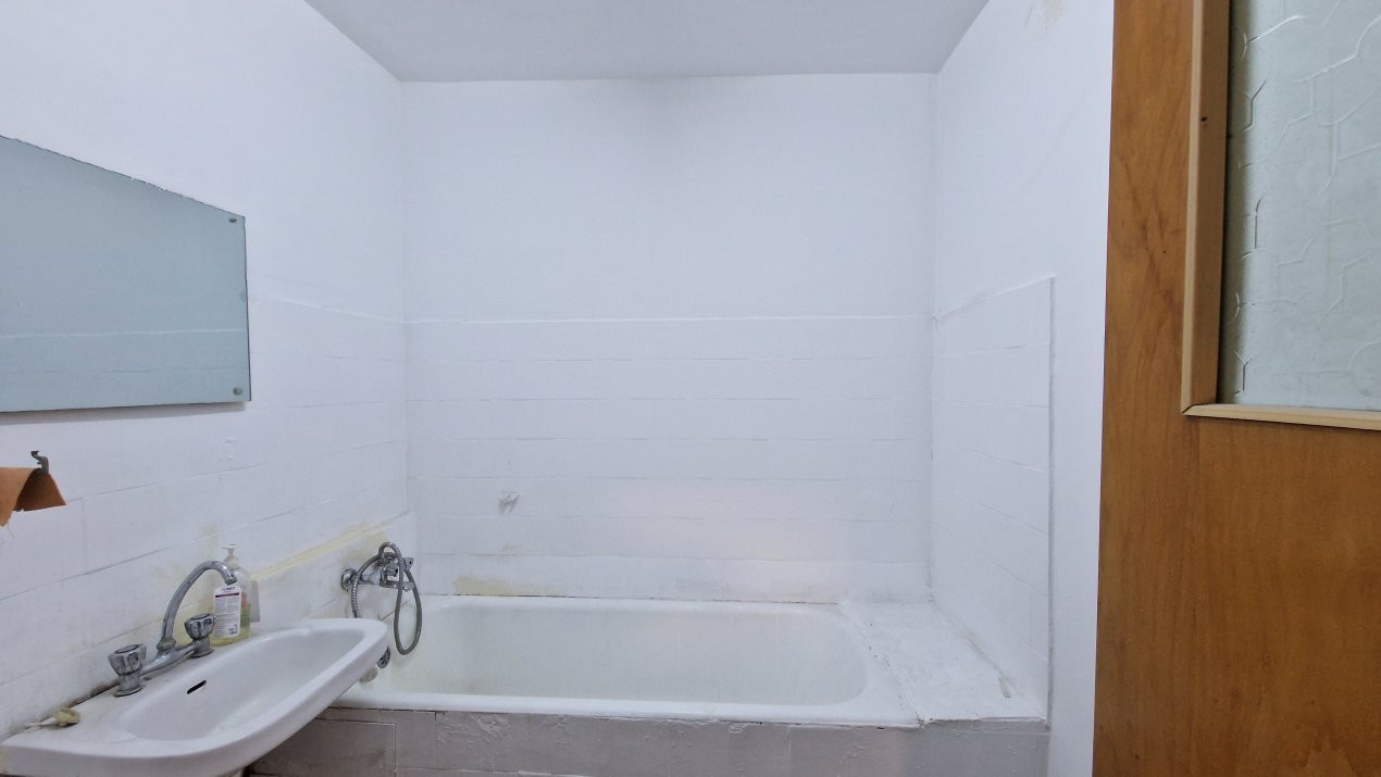 Spatiu comercial, parter Sos Oltenitei, 51 mp utili