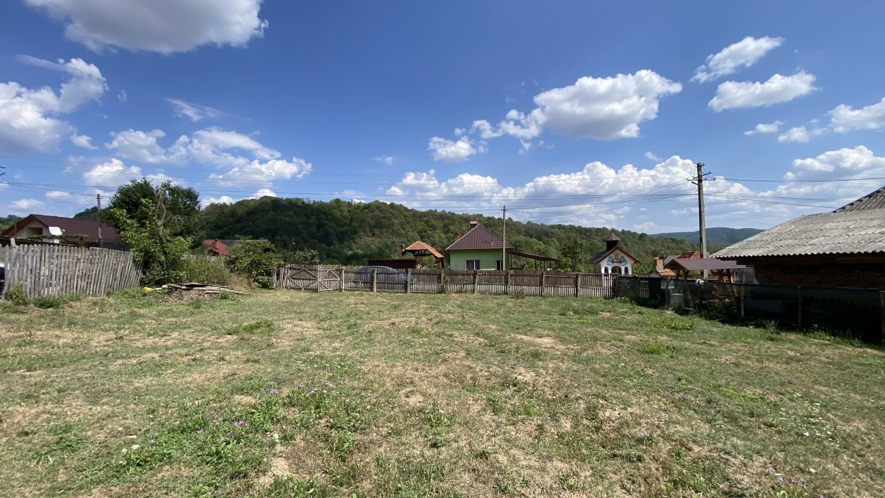 Teren 4000 mp intravilan loc. Aninoasa, jud Arges. Comision 0%