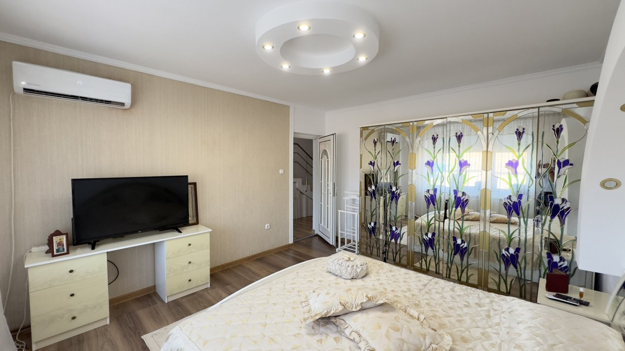 Casă 5 camere P+1 Teren 1010 mp Str. Agoșton - Carei - Comision 0% 
