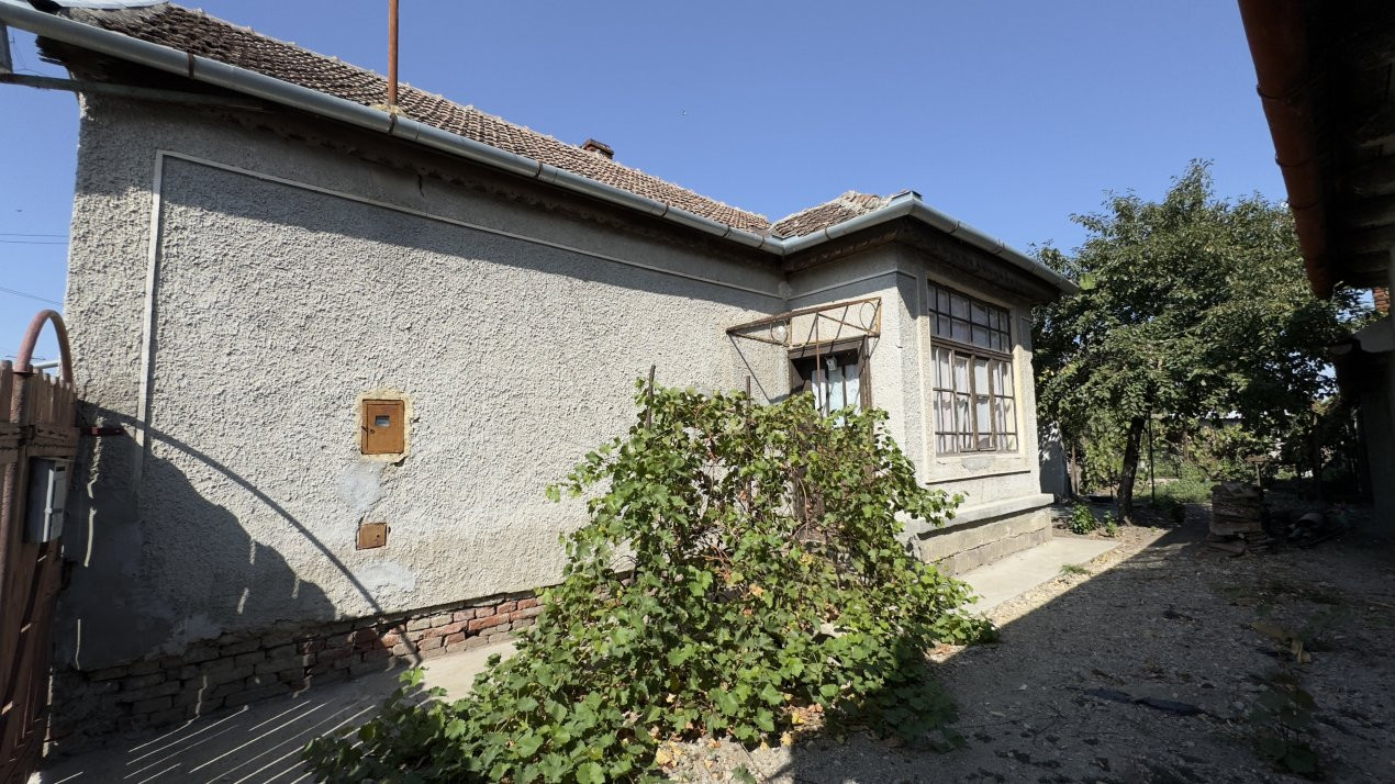 De vânzare Casă 4 camere cu Teren 615 mp - Str. Mărășești Nr.62 – Carei