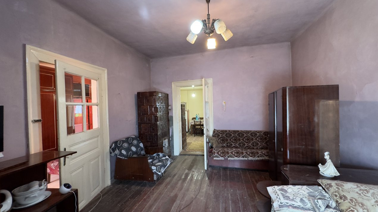 De vânzare Casă 4 camere cu Teren 615 mp - Str. Mărășești Nr.62 – Carei