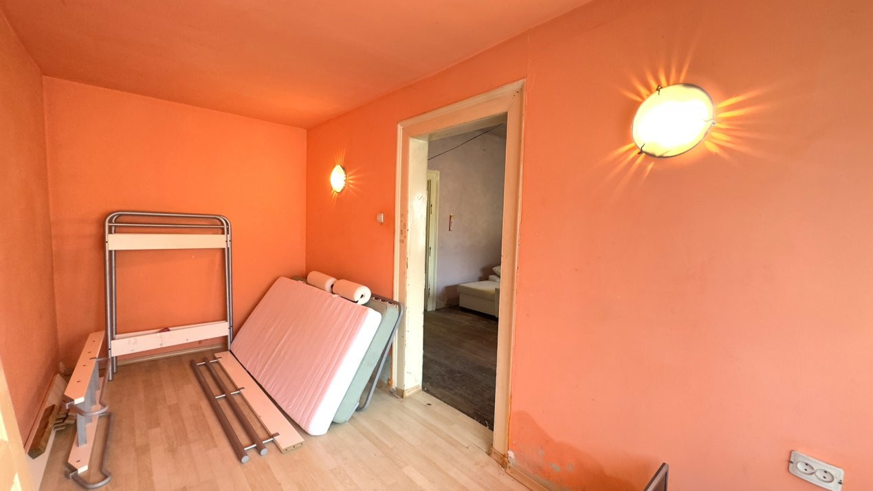 Casă 4 camere cu Teren 615 mp - Str. Mărășești Nr.62 – Carei