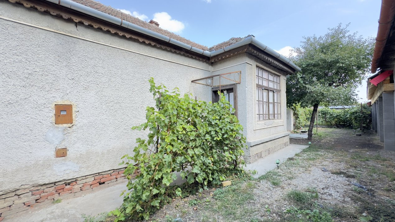Casă 4 camere cu Teren 615 mp - Str. Mărășești Nr.62 – Carei