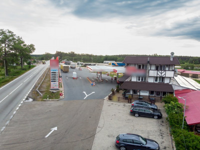 Motel, camping, piscina si lacuri de pescuit pe un teren de 49 285 mp