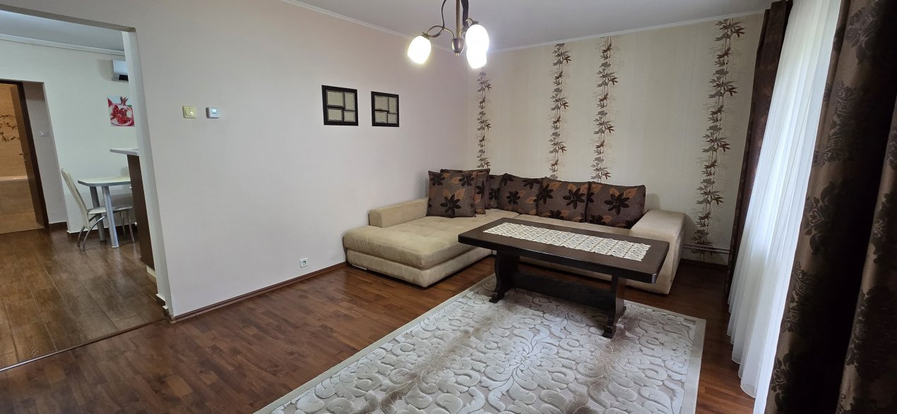 De Închiriat Apartament 3 cam M 17