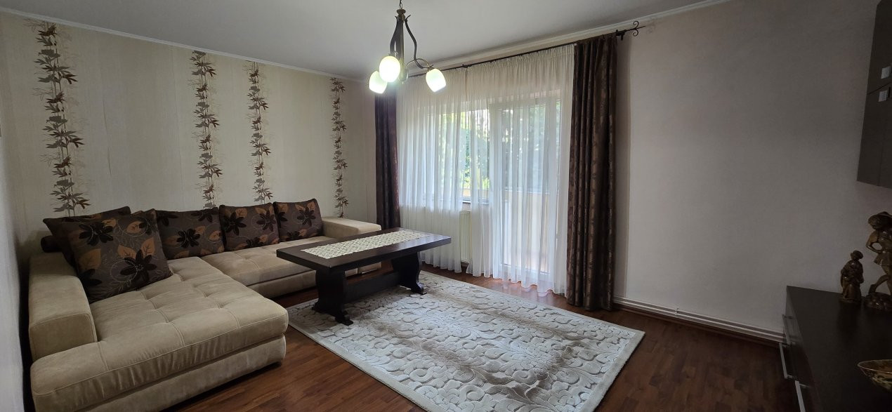 De Închiriat Apartament 3 cam M 17