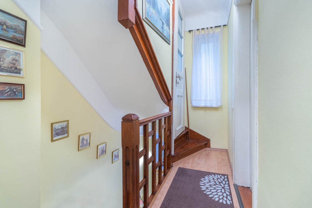 Casa de poveste pe strada Popa Soare 