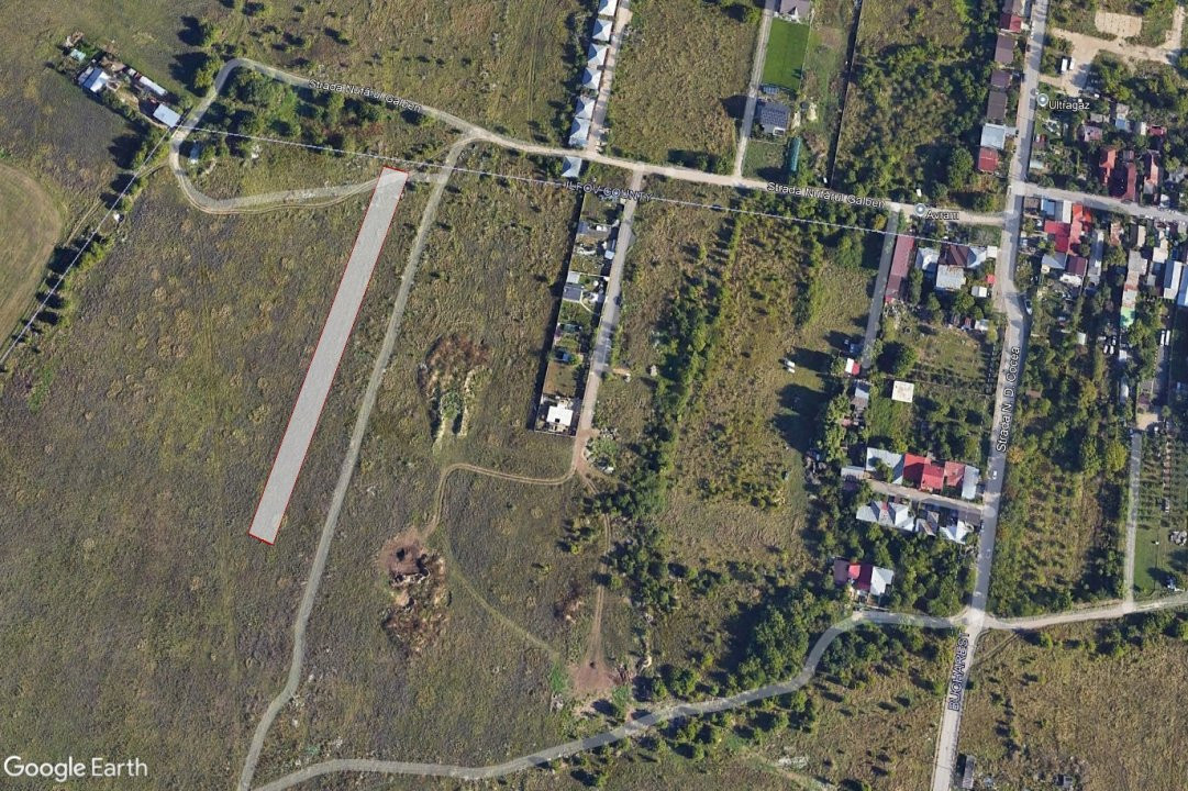 De vanzare teren intravilan 2500 mp; 