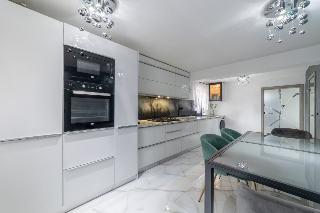  CASA Premium construita cu dragoste Zona Gavana Pitesti 