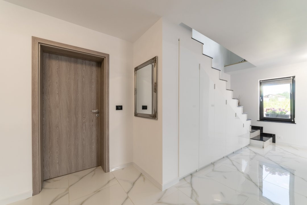  CASA Premium construita cu dragoste Zona Gavana Pitesti 