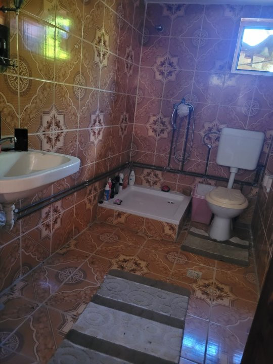 Reducere ! Casa de vânzare în Botești, județul Argeș  