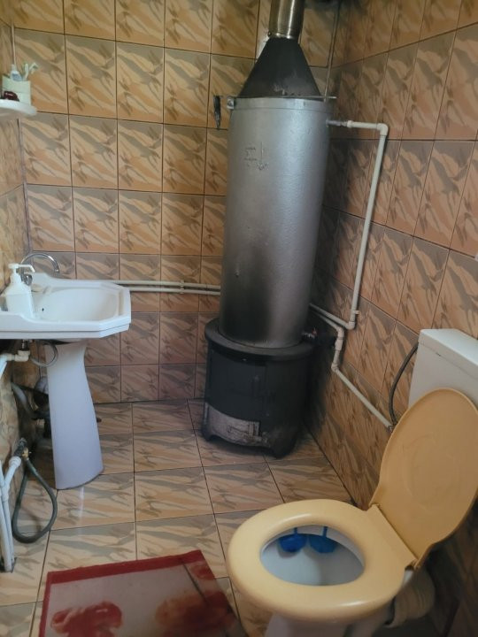 Reducere ! Casa de vânzare în Botești, județul Argeș  