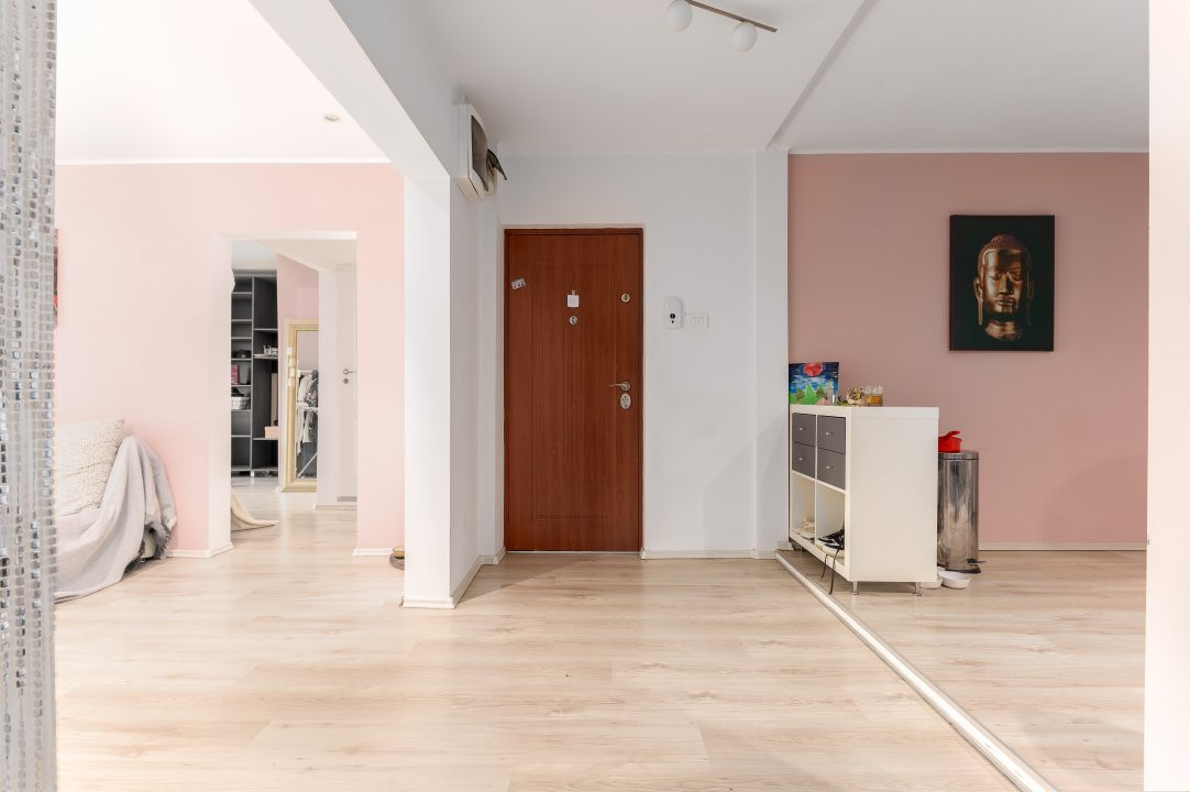 Apartament 4 camere 13 septembrie 