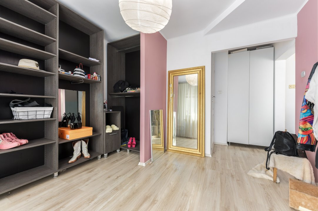 Apartament 4 camere 13 septembrie 