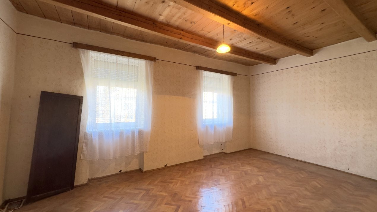 Casă 3 camere, Teren 3466 mp Petrești SM - Comision 0% cumpărător