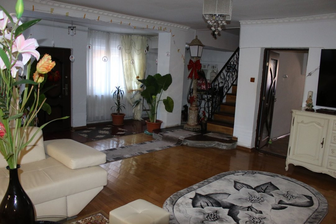 Casă P+1 situată pe Calea Severinului – Ideală și pentru afacerea ta!
