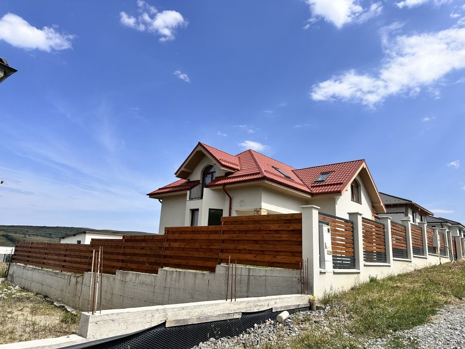 Casa individuala-cocheta si primitoare, Chinteni,jud Cluj