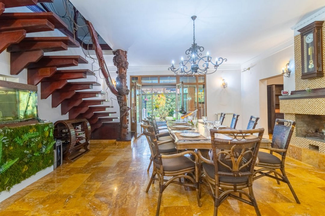 Casa din Natura Balotesti-6300 mp teren-Acces privat la lac si ponton propriu