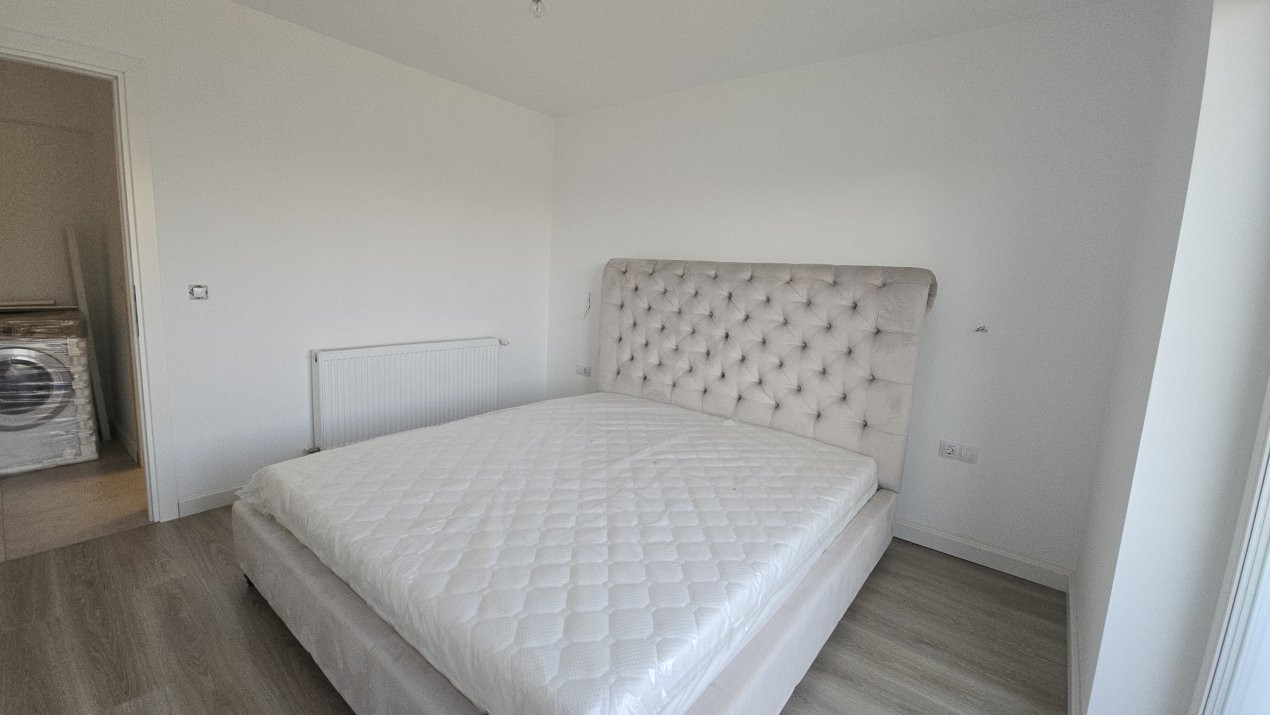 De Vânzare apartament 5 Camere M16