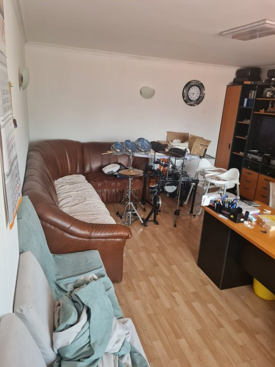 Spatiu Comercial Versatil cu parcare Ultracentral  Campina