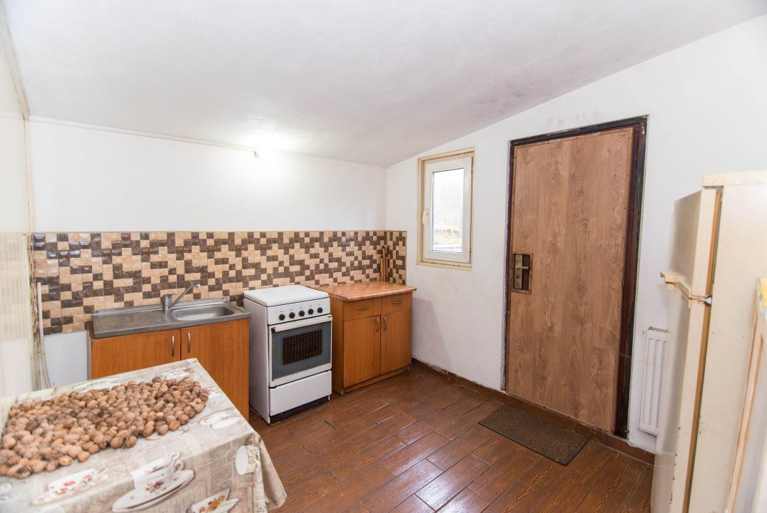 Casa deosebita cu vedere panoramica la 10 km de Mioveni. Comision 0%