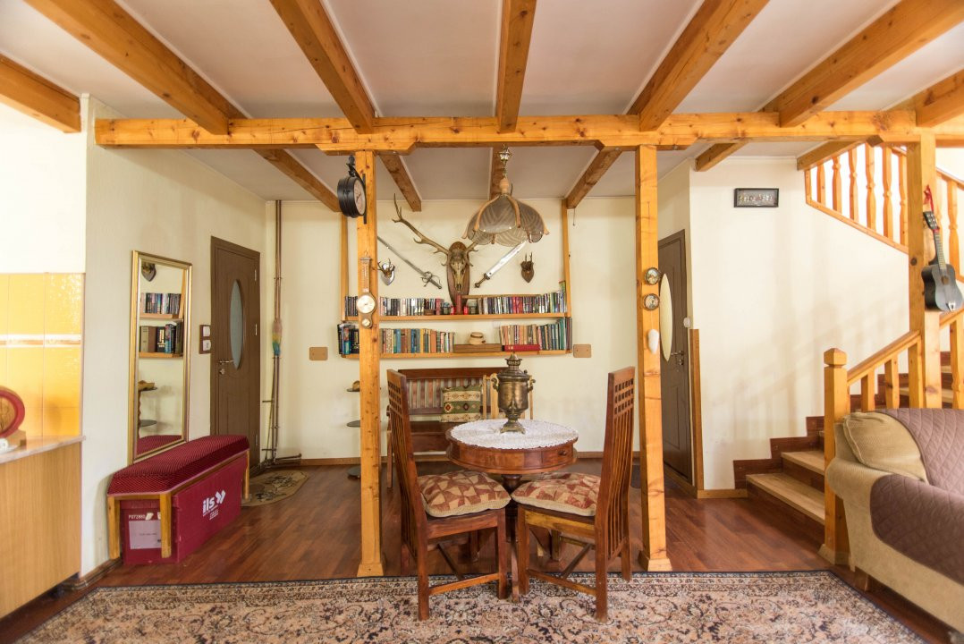 Proprietate deosebita cu vedere panoramica la 10 km de Mioveni. Comision 0%