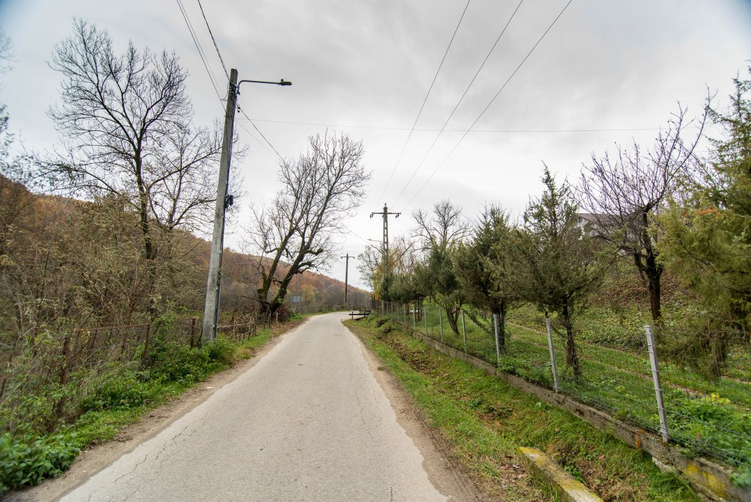 Proprietate deosebita cu vedere panoramica la 10 km de Mioveni. Comision 0%