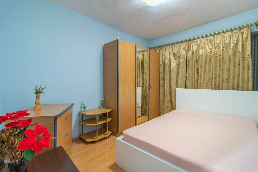3 camere spatios Gorjului, et 2/10