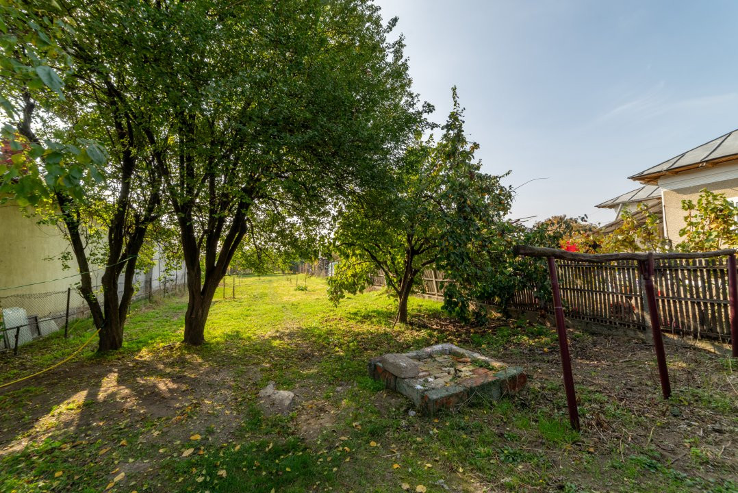 Casa pe parter cu teren generos - Topoloveni, Argeș