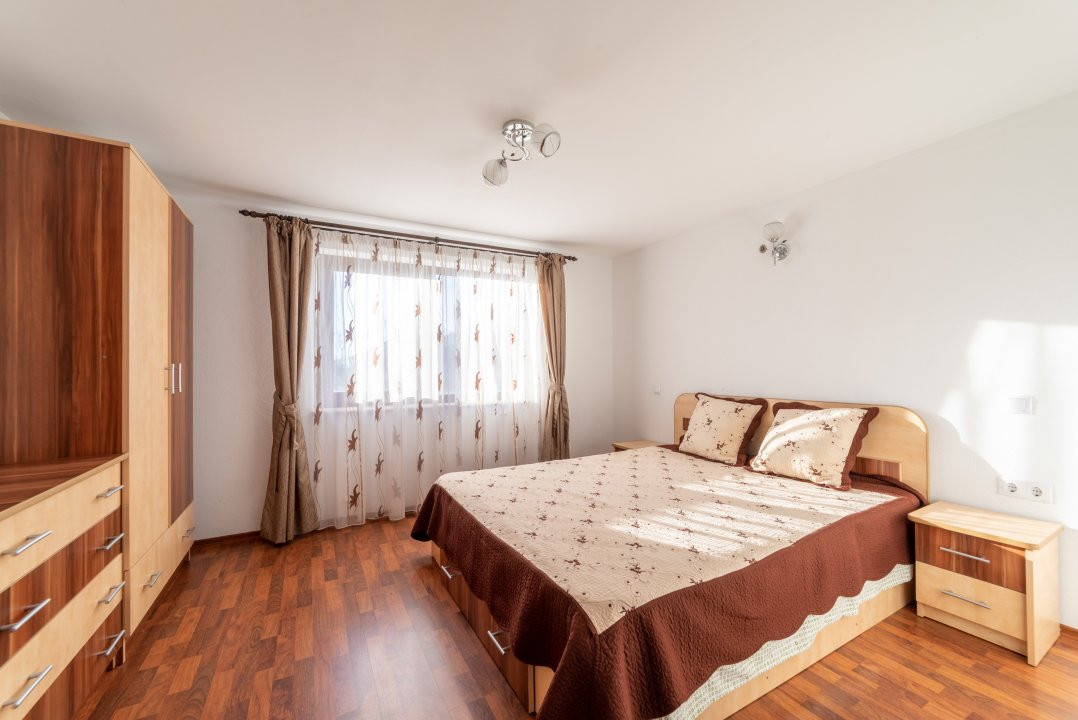 Casă de familie într-o zonă de deal cu peisaje superbe