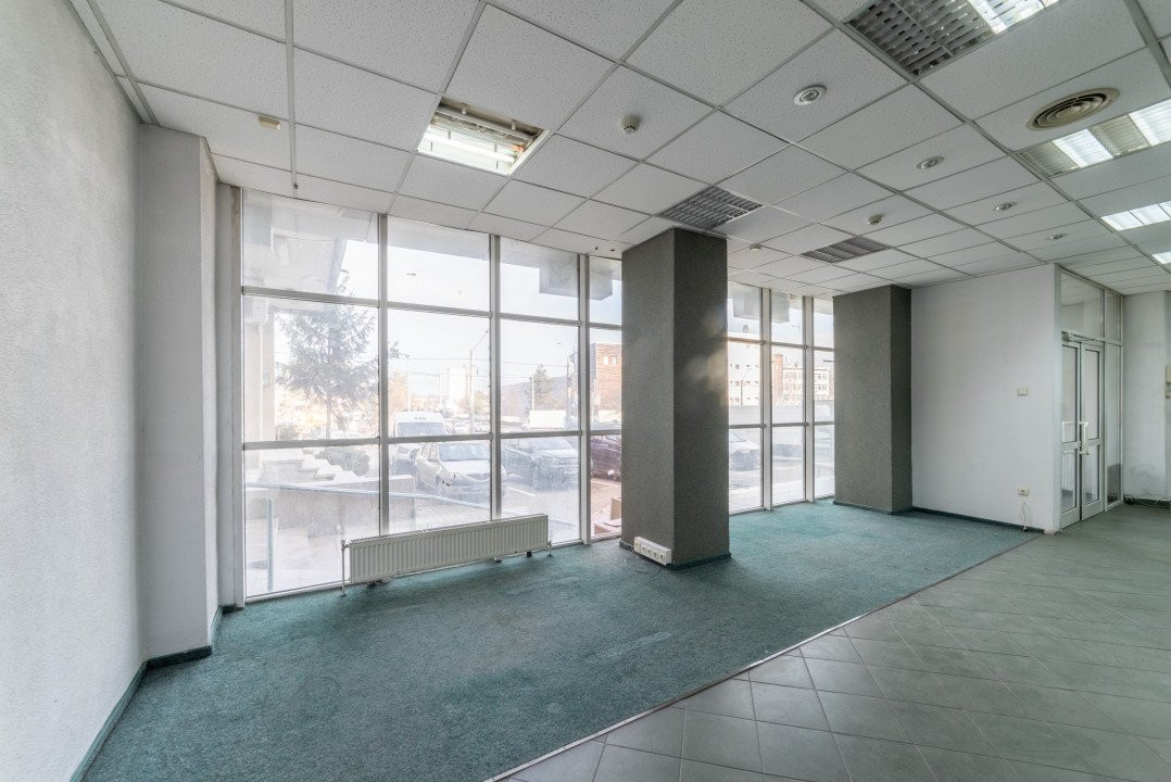 Spatiu multifunctional Bd. N. Bălcescu