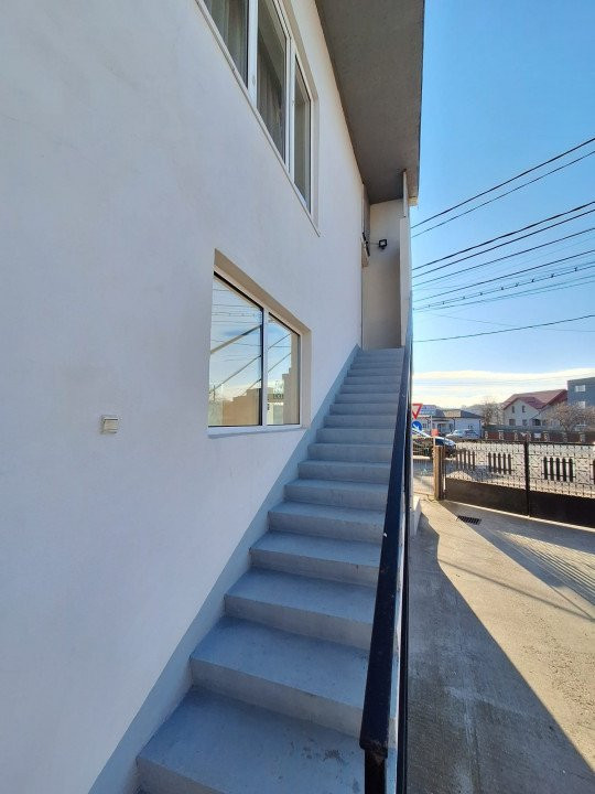 Inchiriere casa cu spatiu comercial Bascov deschidere DN7 