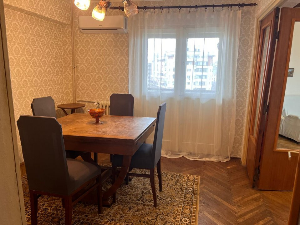 Apartament 4 camere - km 0, cu priveliste uimitoare