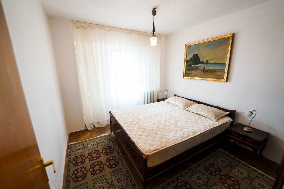 Apartament 4 camere - km 0, cu priveliste uimitoare