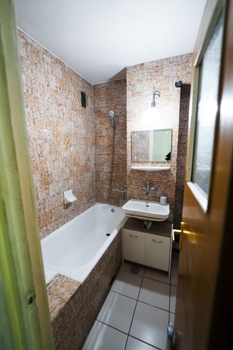 Apartament 4 camere - km 0, cu priveliste uimitoare