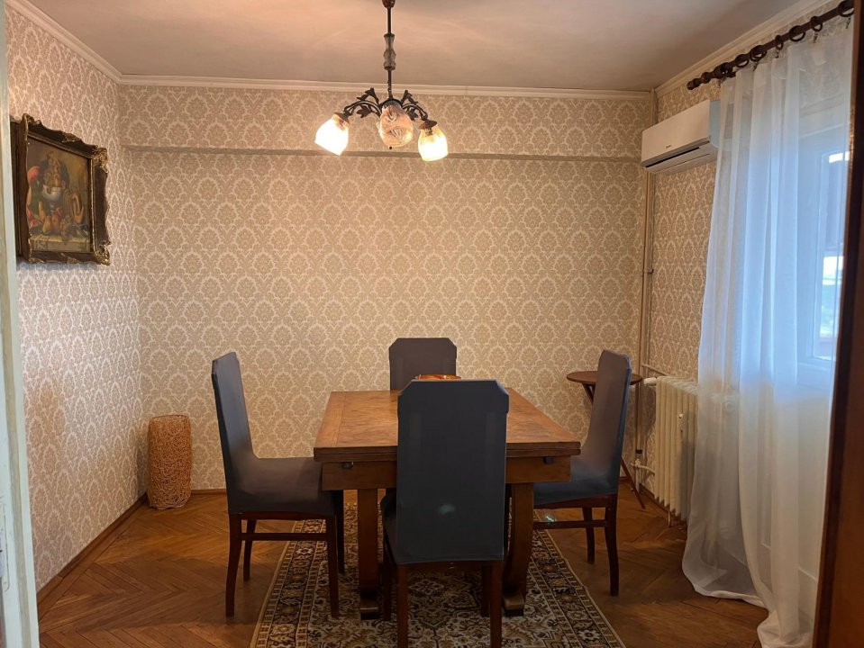Apartament 4 camere - km 0, cu priveliste uimitoare