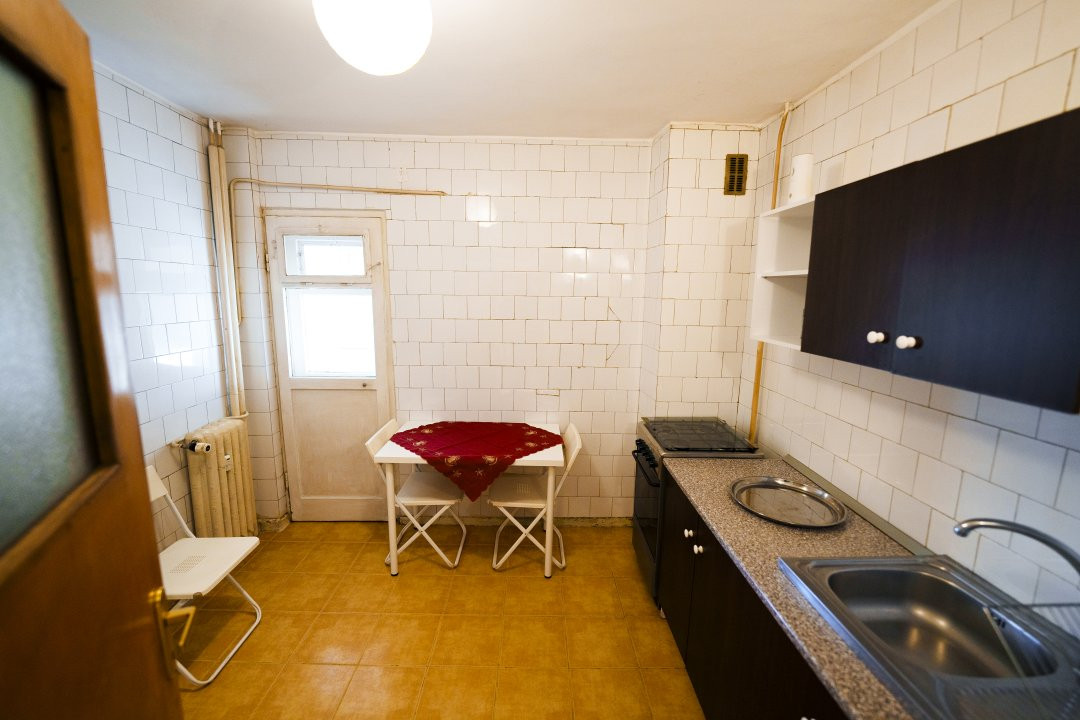Apartament 4 camere - km 0, cu priveliste uimitoare